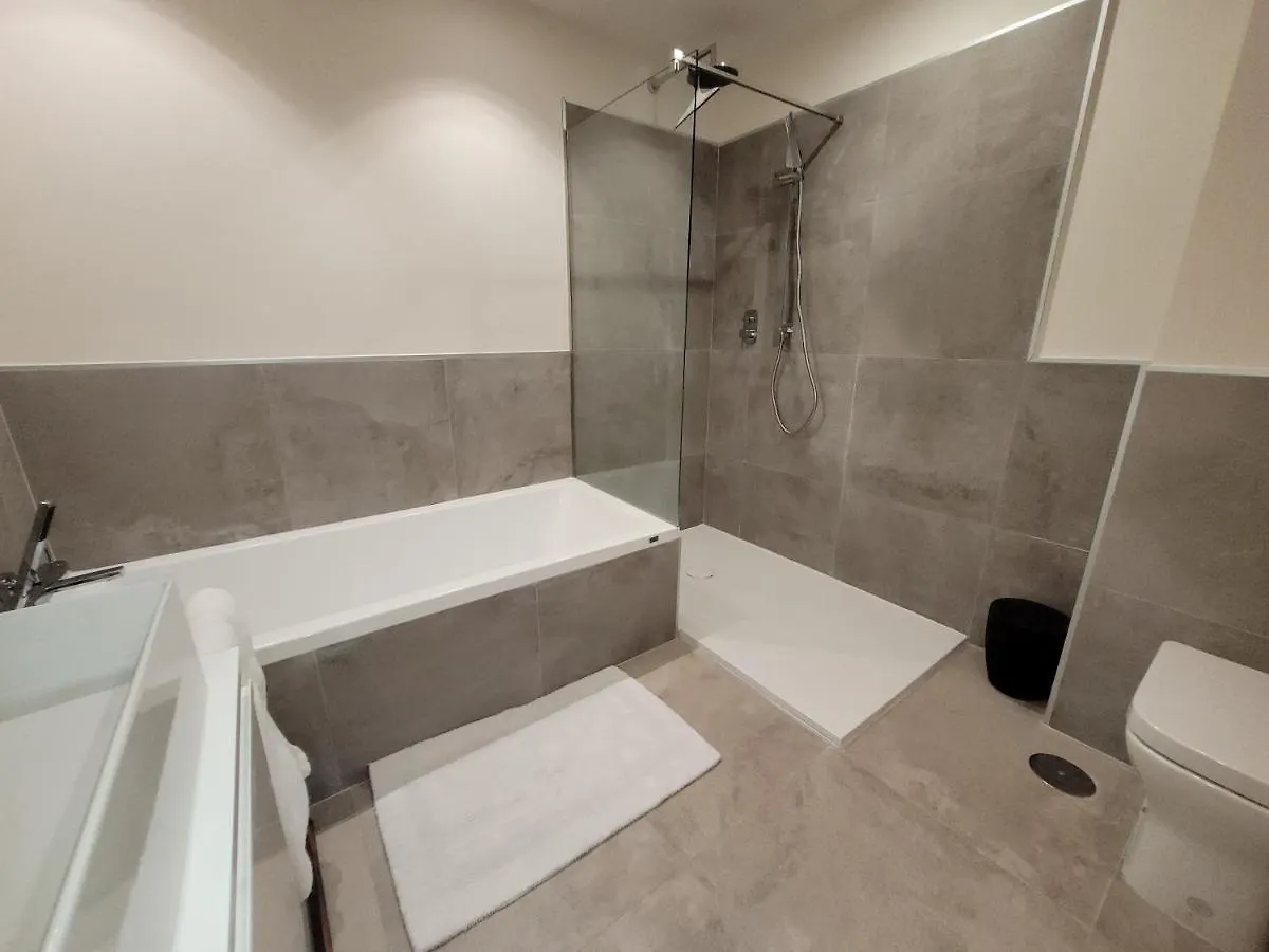 Stunning Apartment La Cala De Mijas - Walking Distance To The Beach And Town - Pool Open